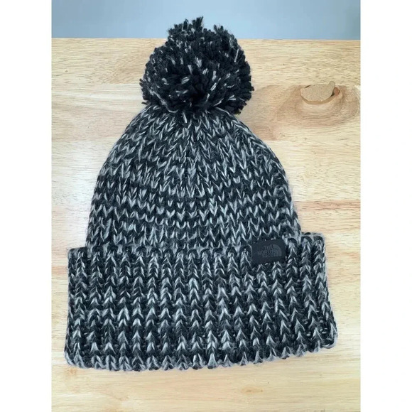The North Face Women's Cozy Chunky Cuffed Beanie w/ Pom Pom Black/Gardenia White - Picture 2 of 4